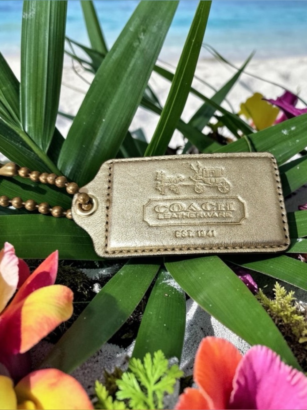 Coach Bleecker XL gold metallic leather never released Hang Tag